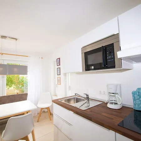 Ferienwohnung 1 - Rügen Findlinge Apartamento *